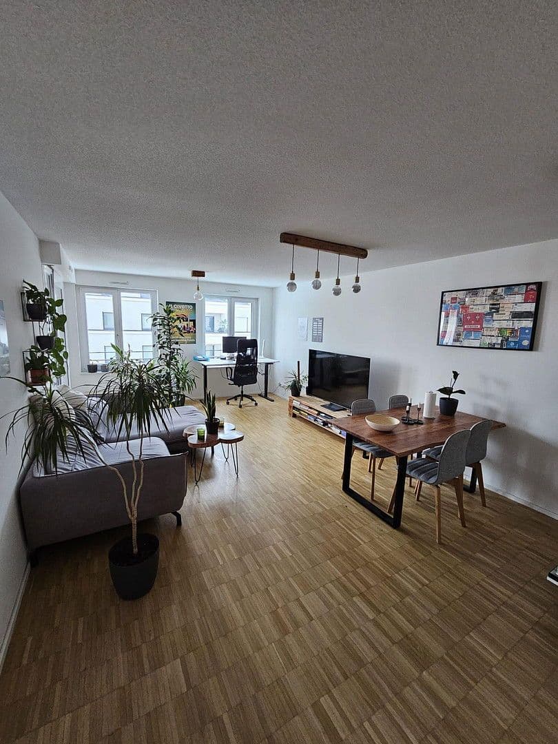 Pronájem bytu 2+1 76 m², Johanna-Dachs-Str. 36, Regensburg, Bavorsko Pronájem bytu 2+1 76 m², Johanna-Dachs-Str. 36, Regensburg, Bavorsko