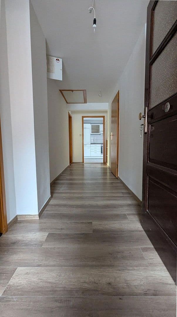 Pronájem bytu 3+1 76 m², Sonneberg, Durynsko Pronájem bytu 3+1 76 m², Sonneberg, Durynsko