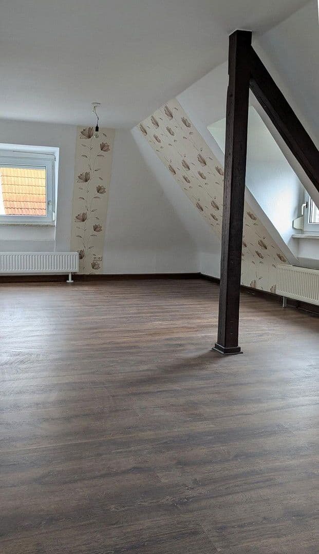 Pronájem bytu 3+1 76 m², Sonneberg, Durynsko Pronájem bytu 3+1 76 m², Sonneberg, Durynsko