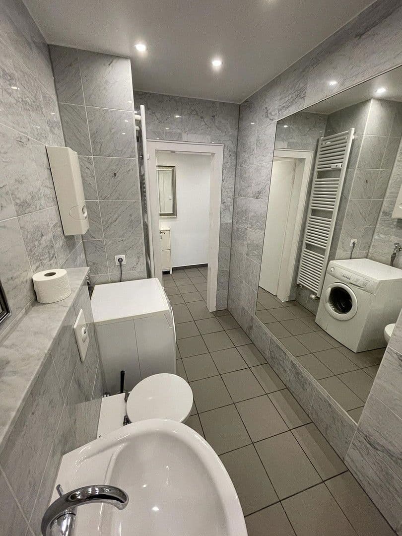 Prodej bytu 2+1 57 m², Berger Str. 23, Düsseldorf, Severní Porýní-Vestfálsko Prodej bytu 2+1 57 m², Berger Str. 23, Düsseldorf, Severní Porýní-Vestfálsko