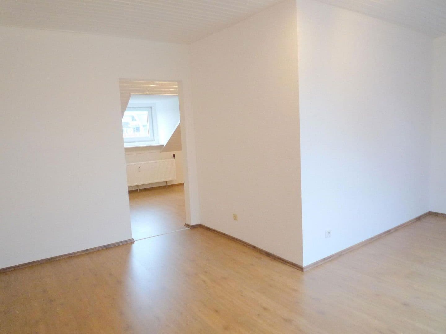 Prodej bytu 1+kk 35 m², Lochnerstraße 11, Ratingen, Severní Porýní-Vestfálsko Prodej bytu 1+kk 35 m², Lochnerstraße 11, Ratingen, Severní Porýní-Vestfálsko