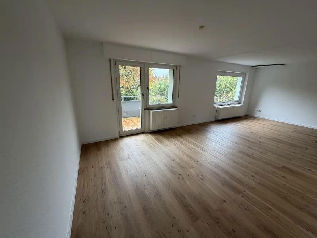 Pronájem bytu 4+1 120 m², Rohrerweg 14, Ettlingen, Bádensko-Württembersko Pronájem bytu 4+1 120 m², Rohrerweg 14, Ettlingen, Bádensko-Württembersko