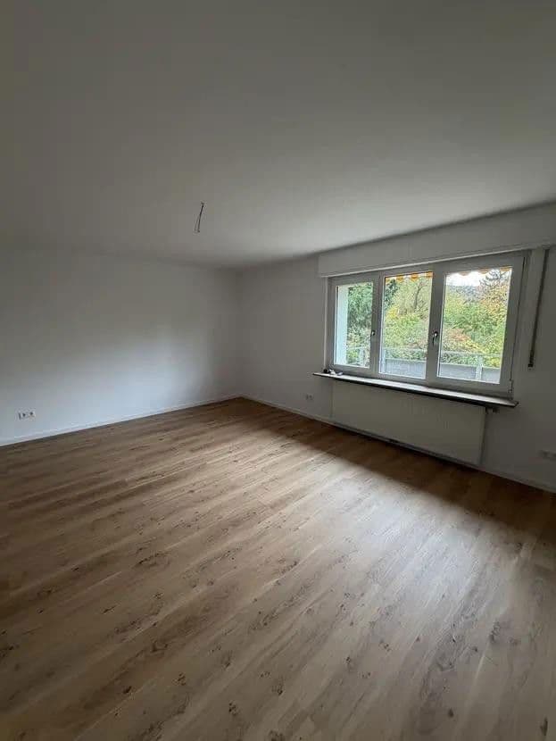 Pronájem bytu 4+1 120 m², Rohrerweg 14, Ettlingen, Bádensko-Württembersko Pronájem bytu 4+1 120 m², Rohrerweg 14, Ettlingen, Bádensko-Württembersko