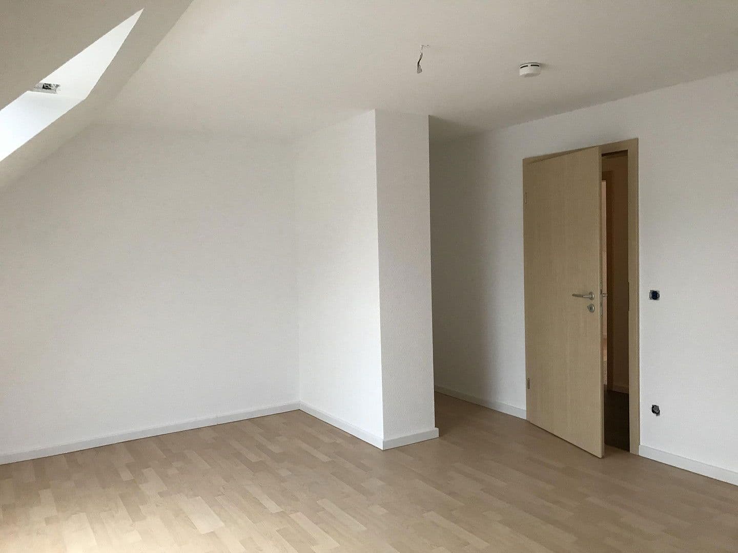 Pronájem bytu 2+kk 80 m², Rödermark, Hessen Pronájem bytu 2+kk 80 m², Rödermark, Hessen