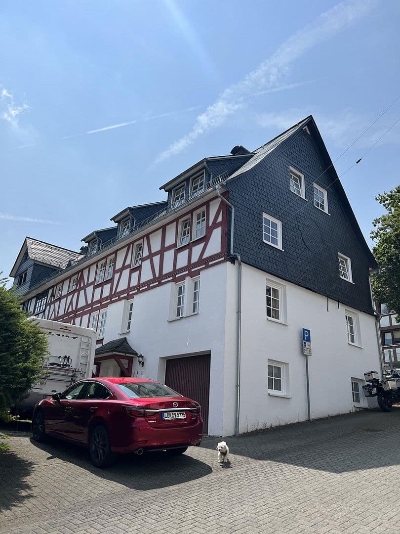 Pronájem bytu 4+1 97 m², Dillenburg, Hessen Pronájem bytu 4+1 97 m², Dillenburg, Hessen