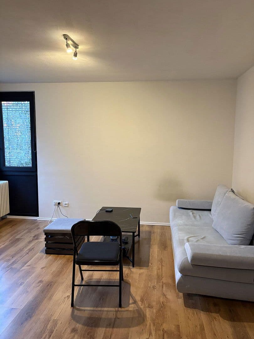 Pronájem bytu 1+1 31 m², Stresemannstraße 5, Backnang, Bádensko-Württembersko Pronájem bytu 1+1 31 m², Stresemannstraße 5, Backnang, Bádensko-Württembersko