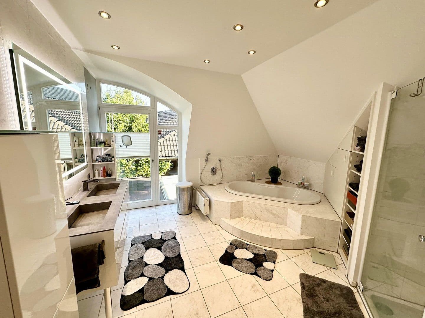 Prodej domu 174 m², pozemek 789 m², Lüninghauser Str. 111, Lilienthal, Dolní Sasko Prodej domu 174 m², pozemek 789 m², Lüninghauser Str. 111, Lilienthal, Dolní Sasko