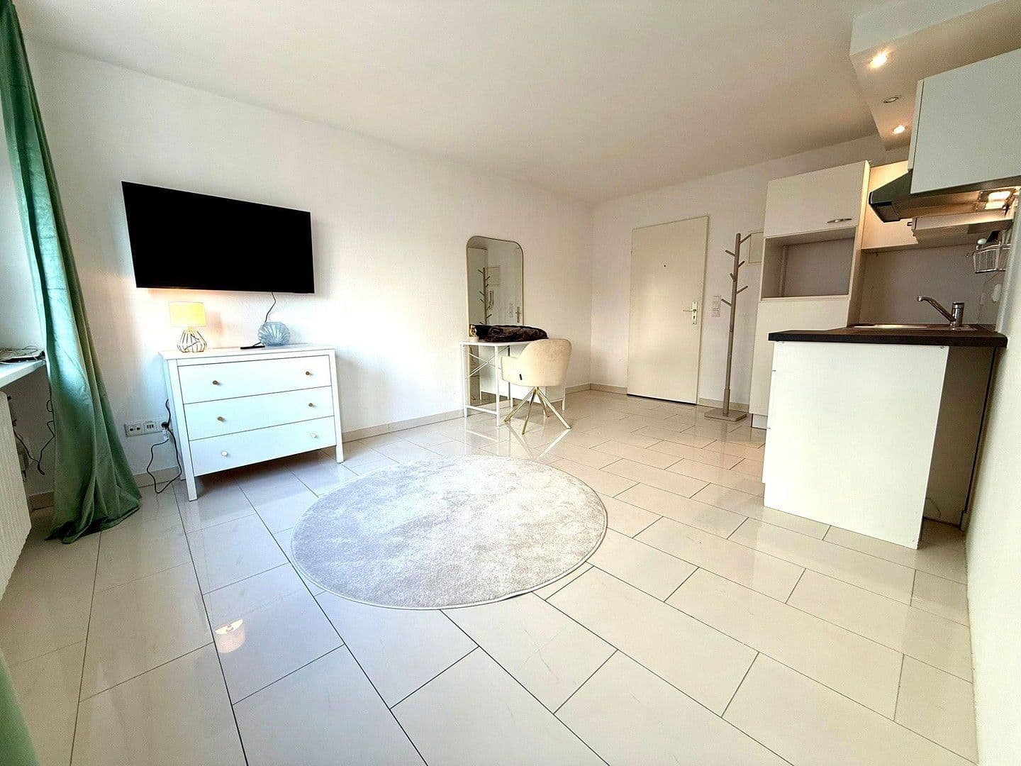 Prodej bytu 1+kk 31 m², Buchhornplatz 13, Friedrichshafen, Bádensko-Württembersko Prodej bytu 1+kk 31 m², Buchhornplatz 13, Friedrichshafen, Bádensko-Württembersko