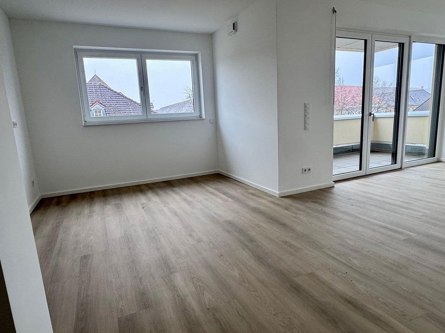 Pronájem bytu 2+1 54 m², Lorenz-Krapp-Straße 22-24, Bamberg, Bavorsko Pronájem bytu 2+1 54 m², Lorenz-Krapp-Straße 22-24, Bamberg, Bavorsko