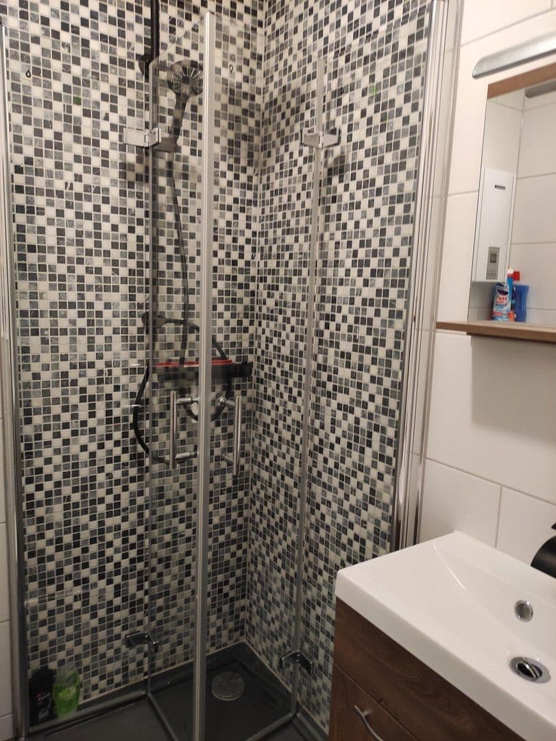 Prodej bytu 1+1 38 m², Bernkastel-Kues, Porýní-Falc Prodej bytu 1+1 38 m², Bernkastel-Kues, Porýní-Falc