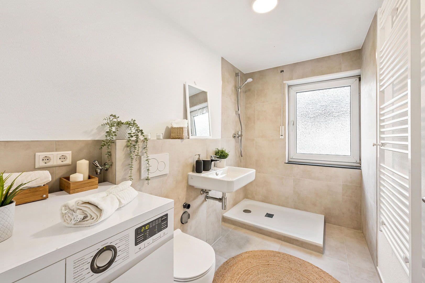 Pronájem bytu 4+1 78 m², Breslauer Straße 1, Bad Wimpfen, Bádensko-Württembersko Pronájem bytu 4+1 78 m², Breslauer Straße 1, Bad Wimpfen, Bádensko-Württembersko