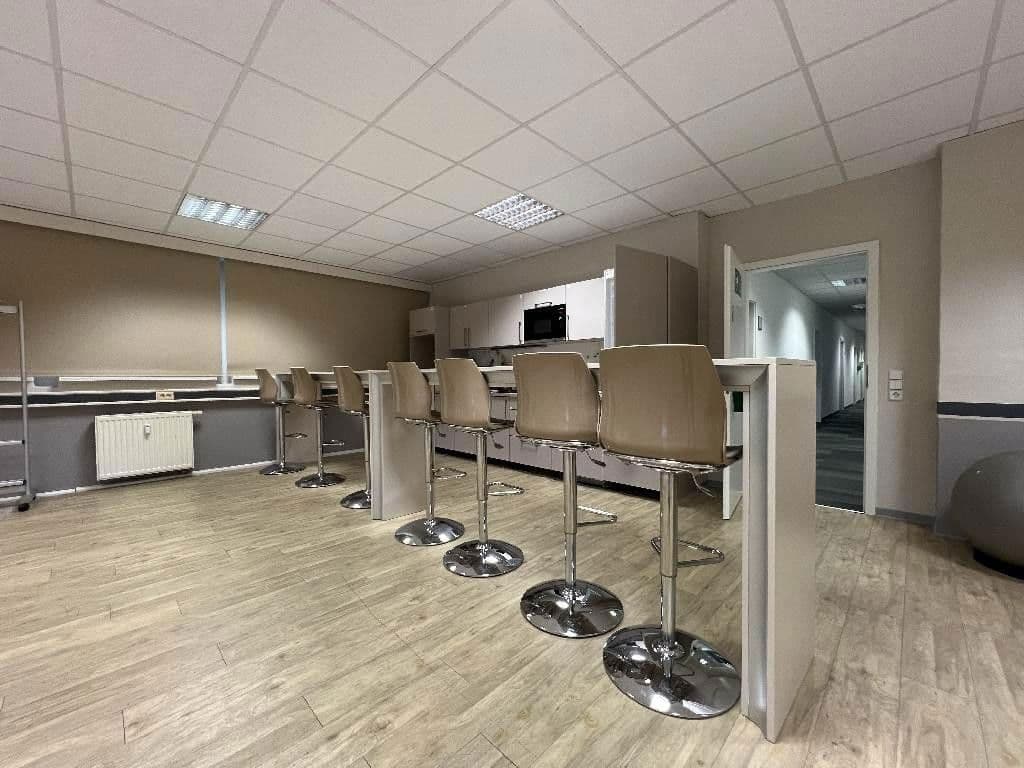 Prodej kanceláře 3.841 m², Grenzstraße 28, Halle, Sasko-Anhaltsko Prodej kanceláře 3.841 m², Grenzstraße 28, Halle, Sasko-Anhaltsko