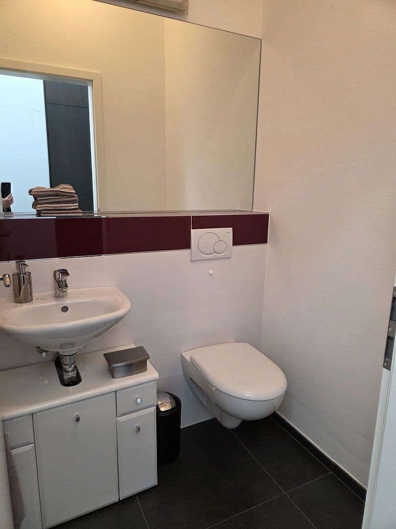 Prodej bytu 4+1 109 m², Neukronenberger Str. 59, Leverkusen, Severní Porýní-Vestfálsko Prodej bytu 4+1 109 m², Neukronenberger Str. 59, Leverkusen, Severní Porýní-Vestfálsko