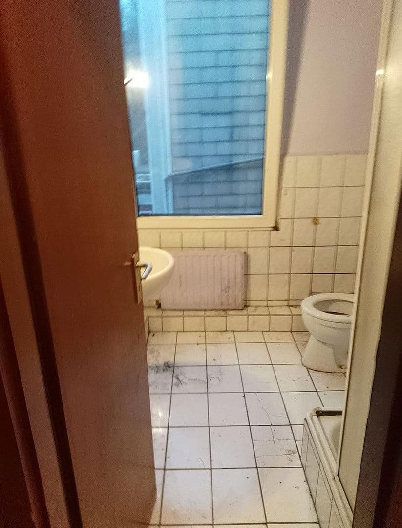 Pronájem bytu 2+1 48 m², Schwarzbach 134, Wuppertal, Severní Porýní-Vestfálsko Pronájem bytu 2+1 48 m², Schwarzbach 134, Wuppertal, Severní Porýní-Vestfálsko