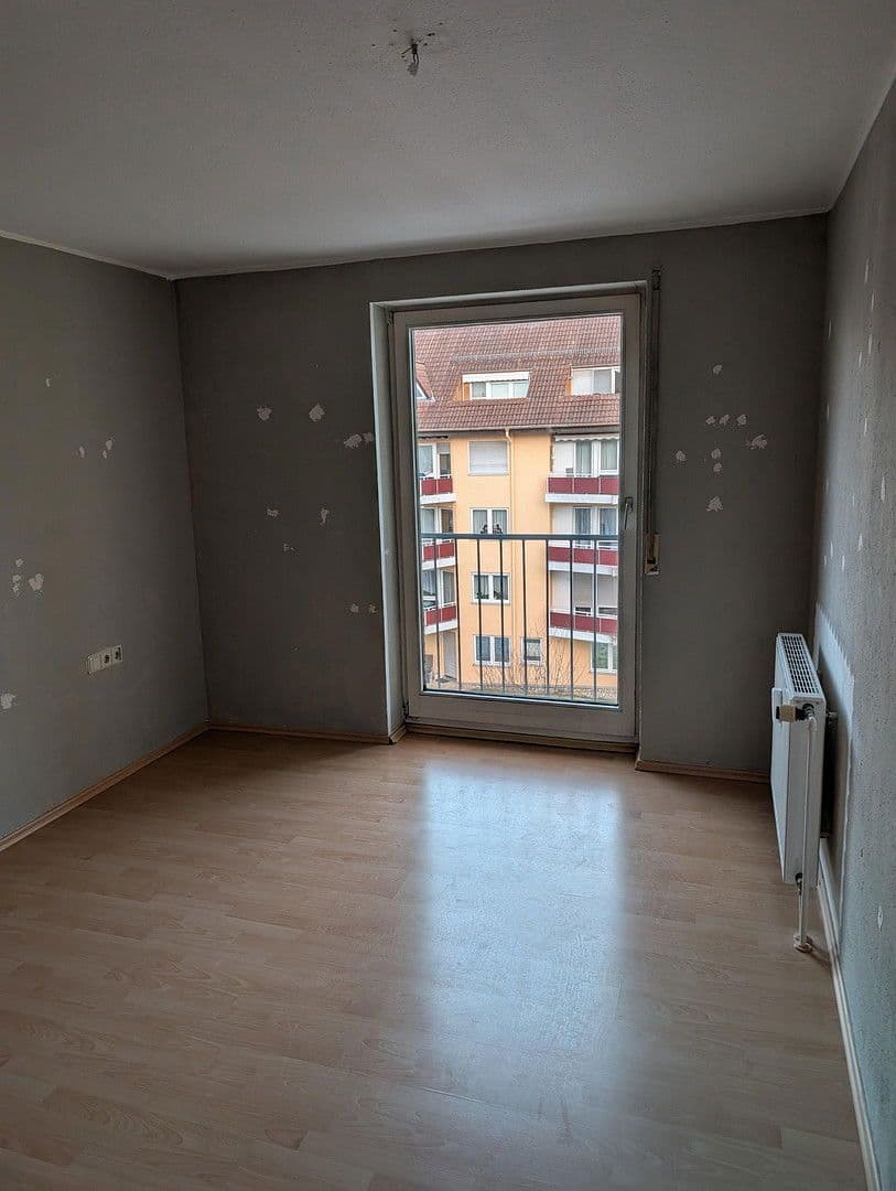 Pronájem bytu 2+1 64 m², Nürtingen, Bádensko-Württembersko Pronájem bytu 2+1 64 m², Nürtingen, Bádensko-Württembersko