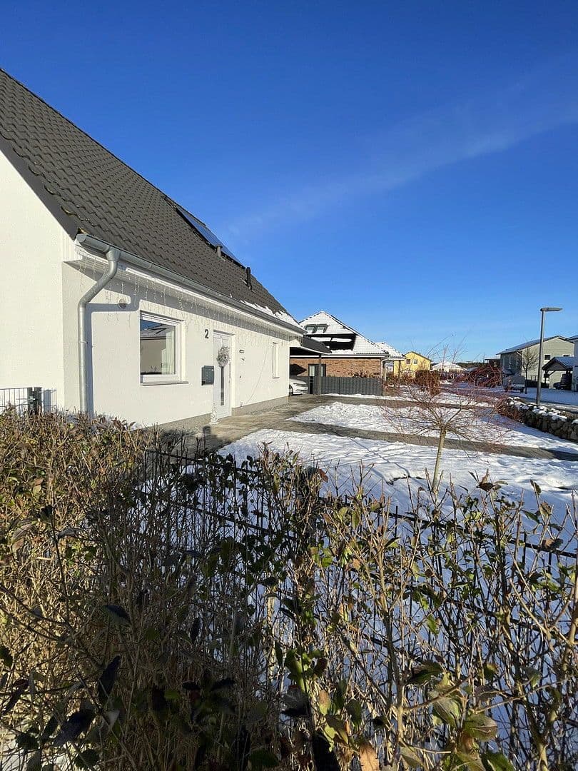 Prodej domu 110 m², pozemek 823 m², Alte Mühle 2, Selmsdorf, Mecklenburg-Vorpommern Prodej domu 110 m², pozemek 823 m², Alte Mühle 2, Selmsdorf, Mecklenburg-Vorpommern