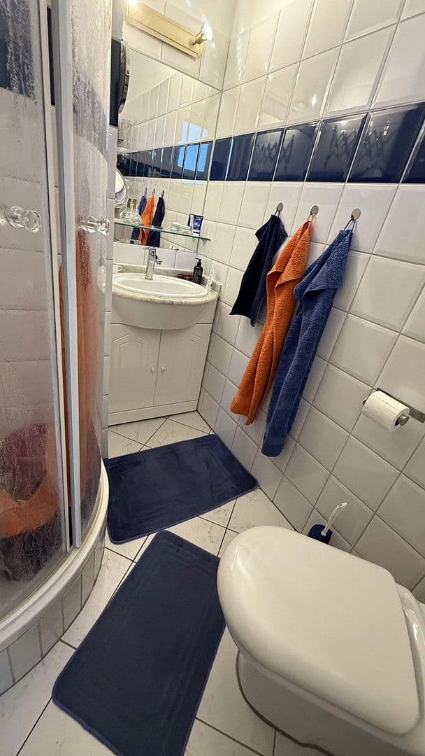 Prodej bytu 1+kk 40 m², Arno-Holz-Strasse, Berlin, Berlín Prodej bytu 1+kk 40 m², Arno-Holz-Strasse, Berlin, Berlín