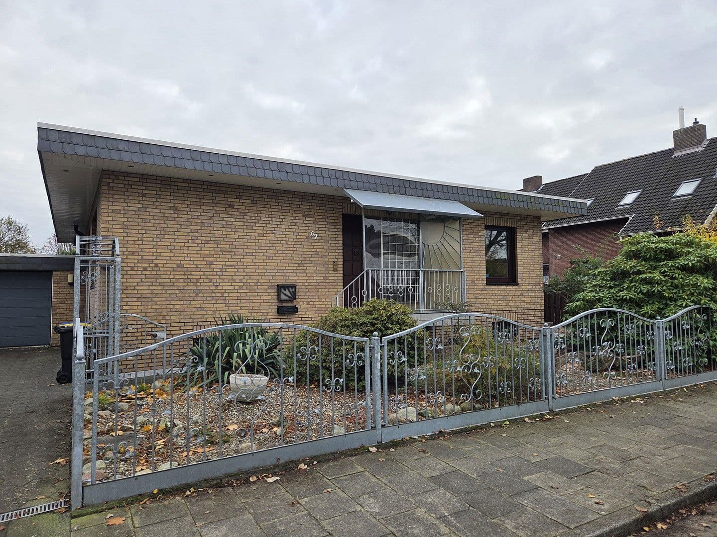 Prodej domu 115 m², pozemek 551 m², Bremerhaven, Bremen Prodej domu 115 m², pozemek 551 m², Bremerhaven, Bremen