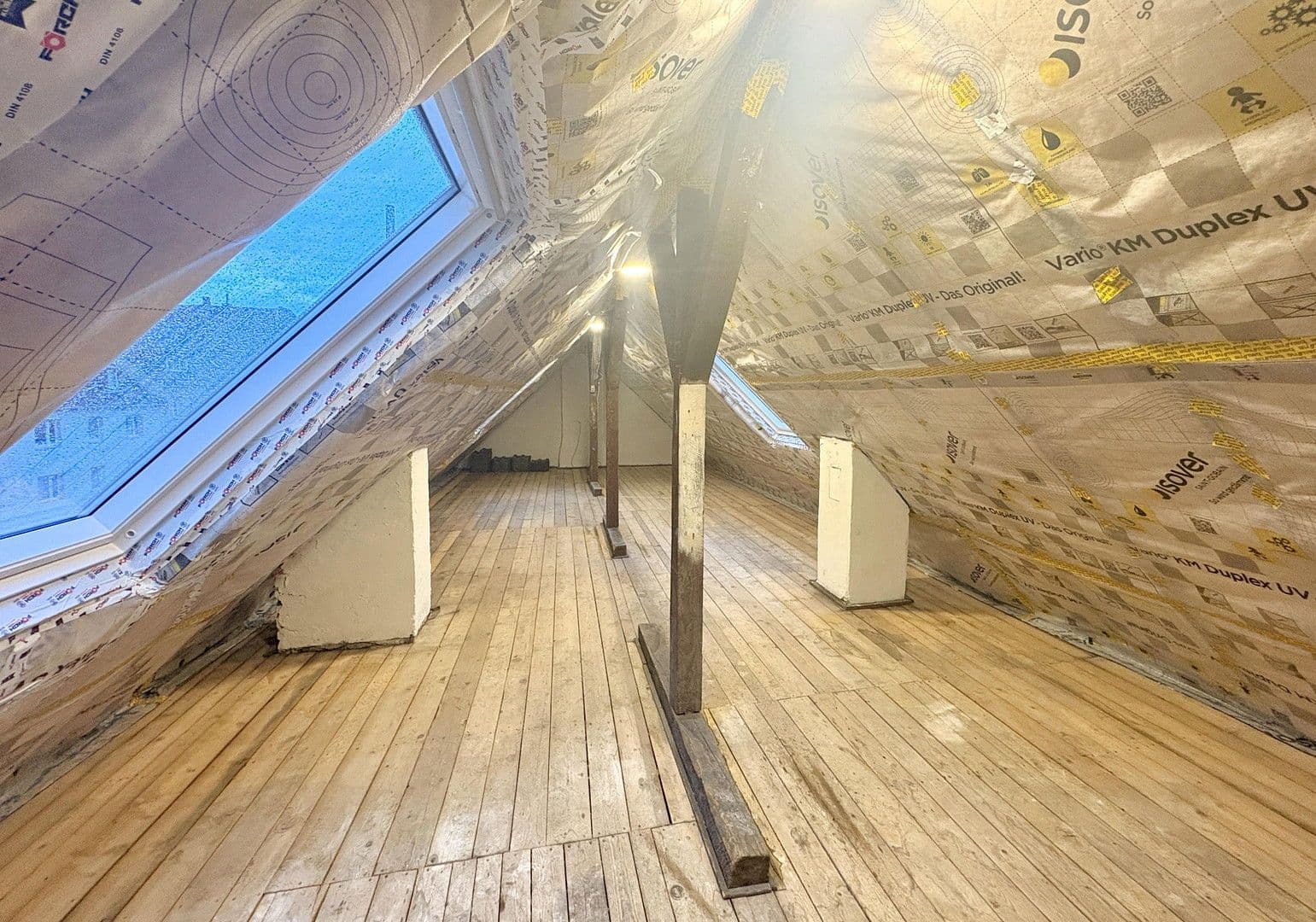 Prodej bytu 2+kk 73 m², Essen, Severní Porýní-Vestfálsko Prodej bytu 2+kk 73 m², Essen, Severní Porýní-Vestfálsko