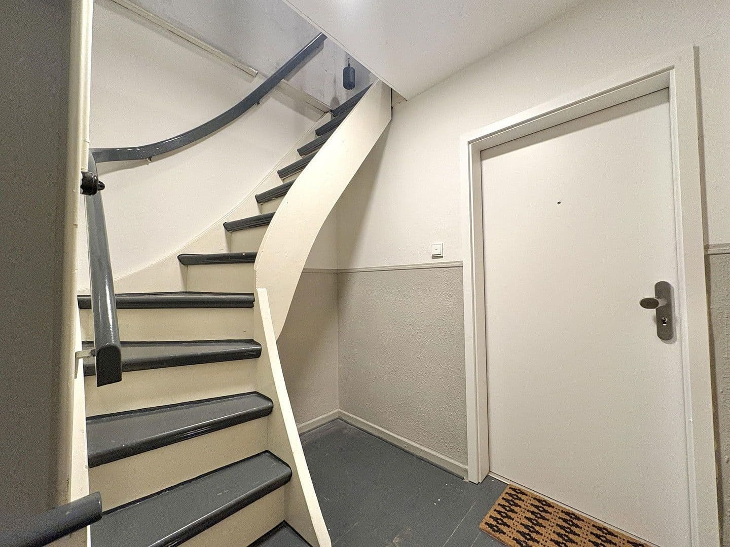 Prodej bytu 2+kk 73 m², Essen, Severní Porýní-Vestfálsko Prodej bytu 2+kk 73 m², Essen, Severní Porýní-Vestfálsko