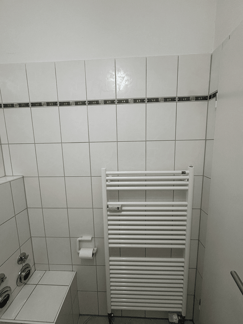 Prodej bytu 1+1 36 m², Huchting, Bremen Prodej bytu 1+1 36 m², Huchting, Bremen