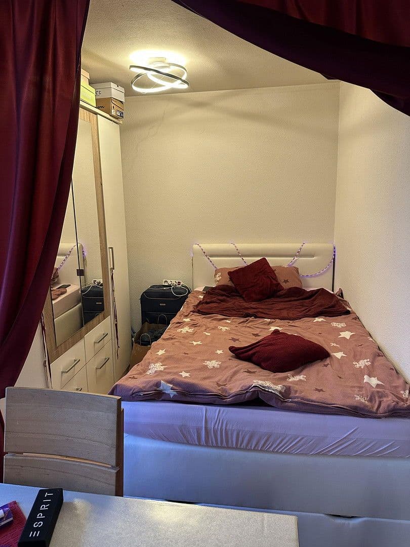 Prodej bytu 1+1 34 m², Waldkircherstraße 5, Freiburg im Breisgau, Bádensko-Württembersko Prodej bytu 1+1 34 m², Waldkircherstraße 5, Freiburg im Breisgau, Bádensko-Württembersko