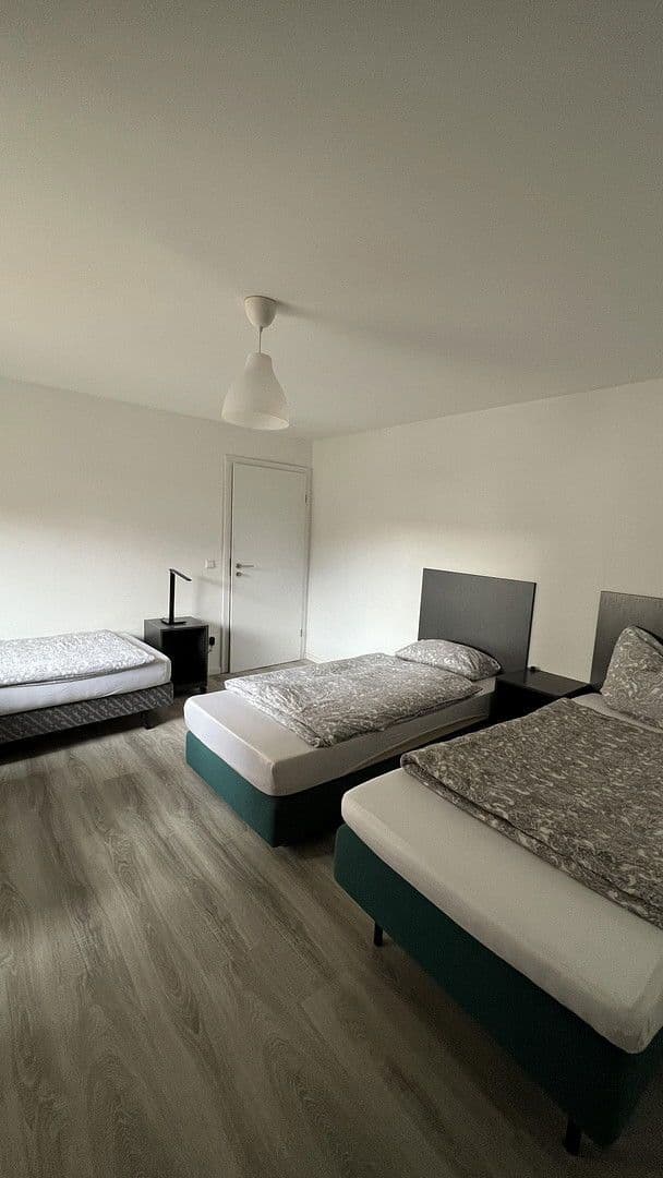 Prodej domu 485 m², pozemek 946 m², Steinhauerstr. 72, Springe, Dolní Sasko Prodej domu 485 m², pozemek 946 m², Steinhauerstr. 72, Springe, Dolní Sasko