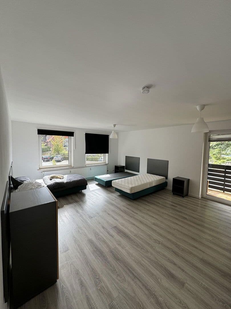 Prodej domu 485 m², pozemek 946 m², Steinhauerstr. 72, Springe, Dolní Sasko Prodej domu 485 m², pozemek 946 m², Steinhauerstr. 72, Springe, Dolní Sasko