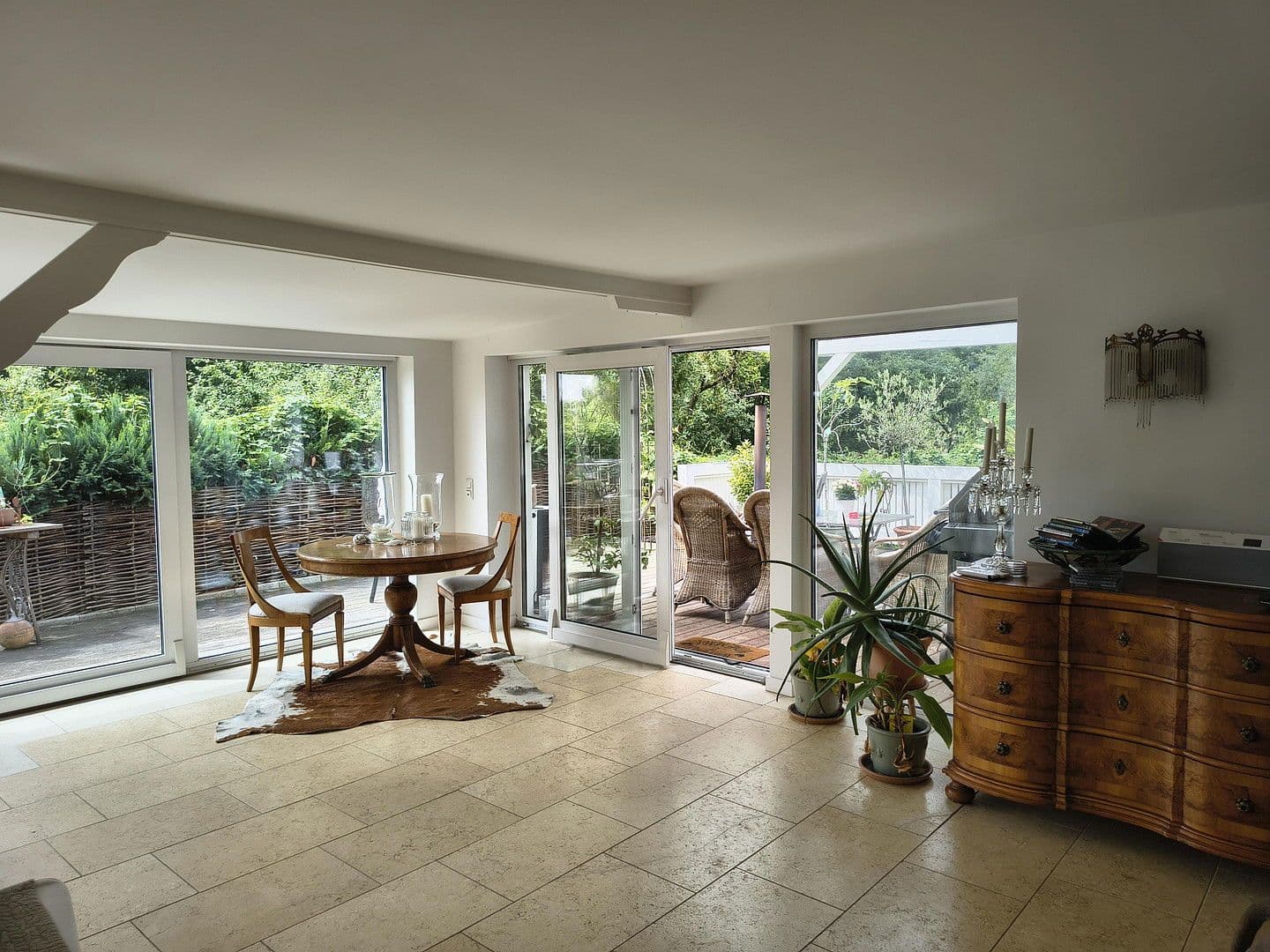 Prodej domu 240 m², pozemek 861 m², Neustadt am Rübenberge, Dolní Sasko Prodej domu 240 m², pozemek 861 m², Neustadt am Rübenberge, Dolní Sasko