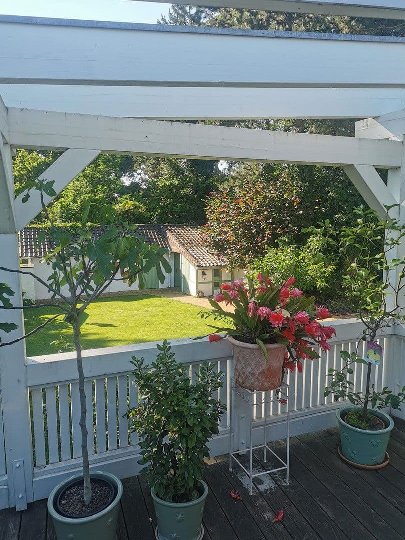 Prodej domu 240 m², pozemek 861 m², Neustadt am Rübenberge, Dolní Sasko Prodej domu 240 m², pozemek 861 m², Neustadt am Rübenberge, Dolní Sasko