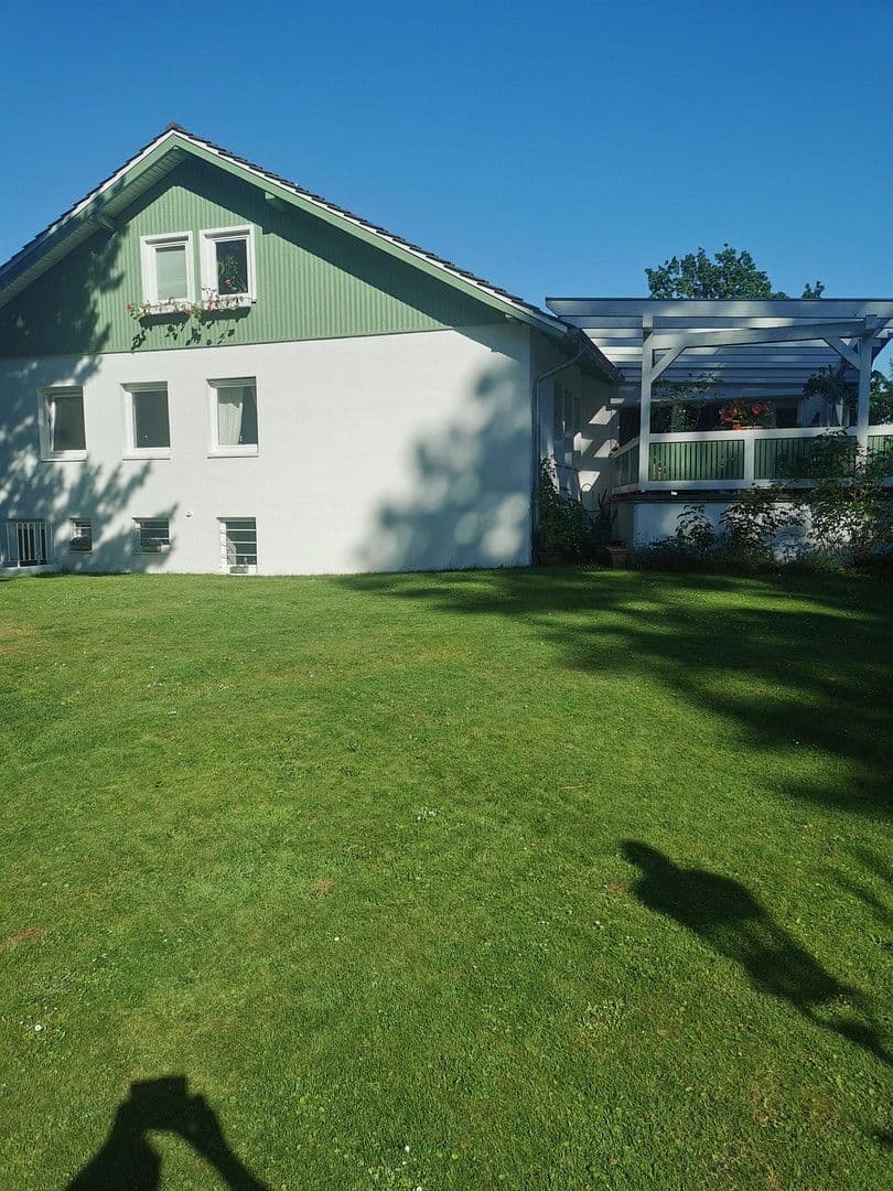 Prodej domu 240 m², pozemek 861 m², Neustadt am Rübenberge, Dolní Sasko Prodej domu 240 m², pozemek 861 m², Neustadt am Rübenberge, Dolní Sasko