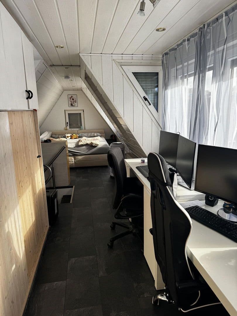 Prodej bytu 4+1 90 m², Walzbachtal, Bádensko-Württembersko Prodej bytu 4+1 90 m², Walzbachtal, Bádensko-Württembersko