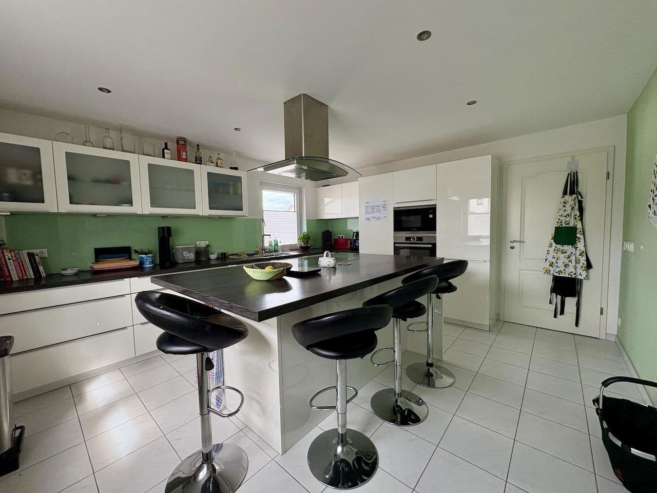 Prodej domu 203 m², pozemek 540 m², Markgröningen, Bádensko-Württembersko Prodej domu 203 m², pozemek 540 m², Markgröningen, Bádensko-Württembersko