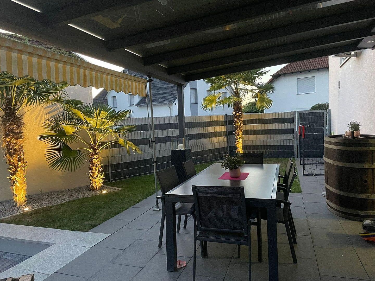 Prodej domu 130 m², pozemek 300 m², Römerberg, Porýní-Falc Prodej domu 130 m², pozemek 300 m², Römerberg, Porýní-Falc