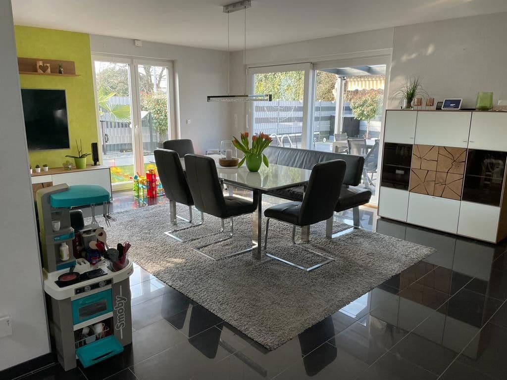 Prodej domu 130 m², pozemek 300 m², Römerberg, Porýní-Falc Prodej domu 130 m², pozemek 300 m², Römerberg, Porýní-Falc