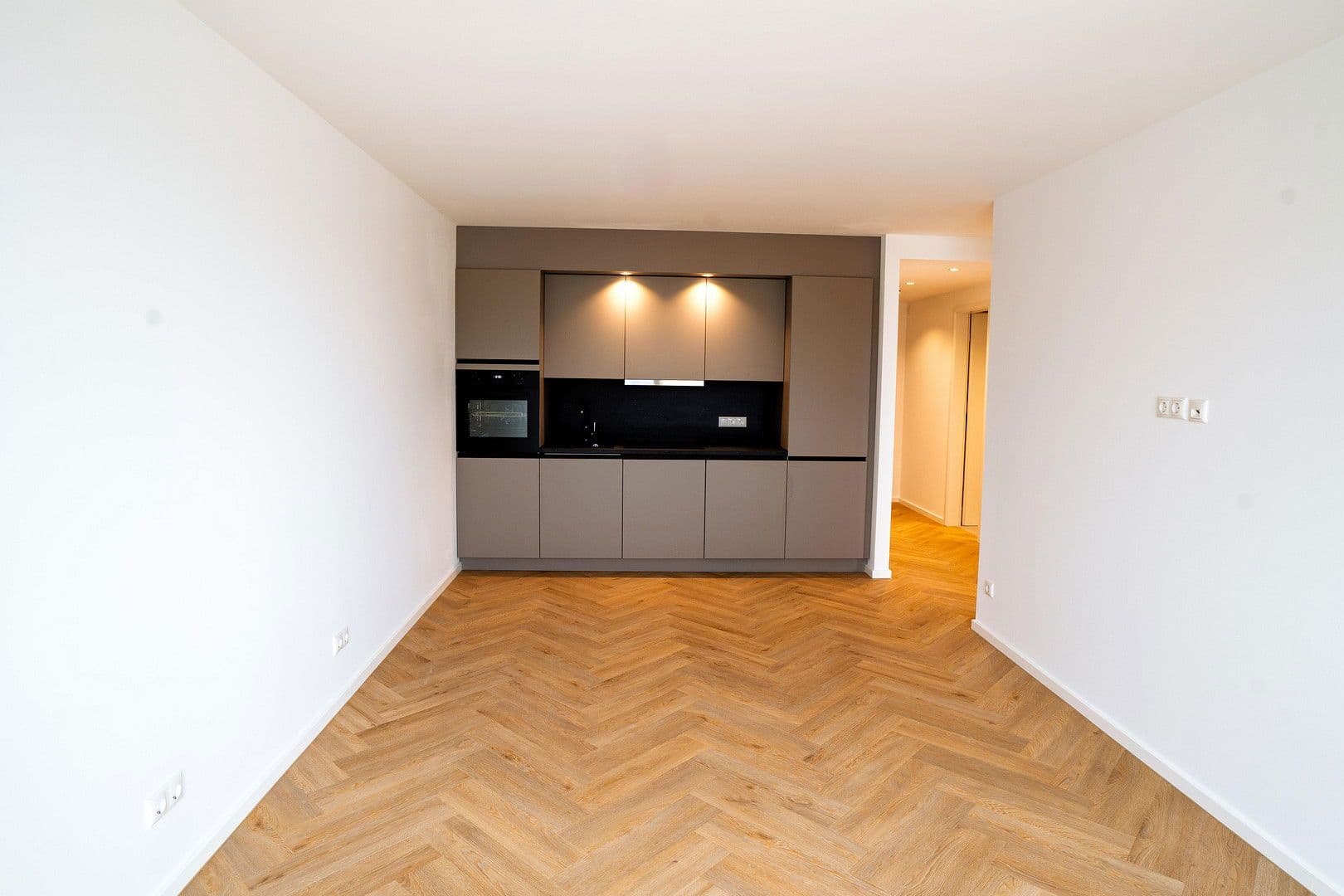 Pronájem bytu 2+1 64 m², Im Kuhreiher 3, Bardowick, Dolní Sasko Pronájem bytu 2+1 64 m², Im Kuhreiher 3, Bardowick, Dolní Sasko