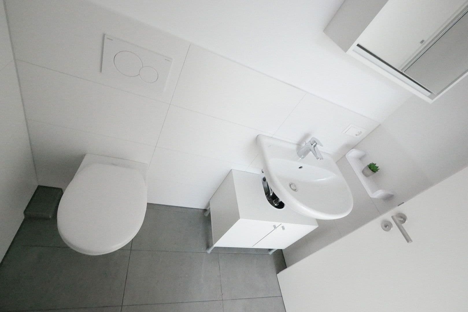 Pronájem bytu 20 m², Stuttgart, Bádensko-Württembersko Pronájem bytu 20 m², Stuttgart, Bádensko-Württembersko