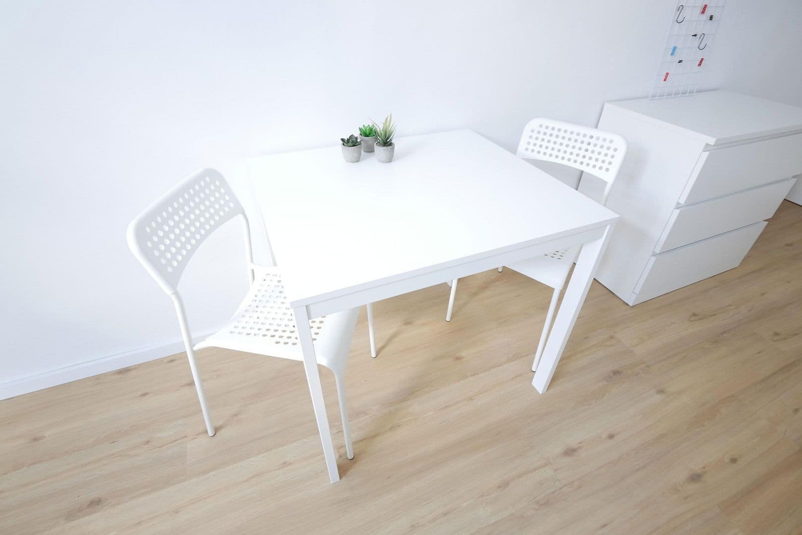 Pronájem bytu 20 m², Stuttgart, Bádensko-Württembersko Pronájem bytu 20 m², Stuttgart, Bádensko-Württembersko