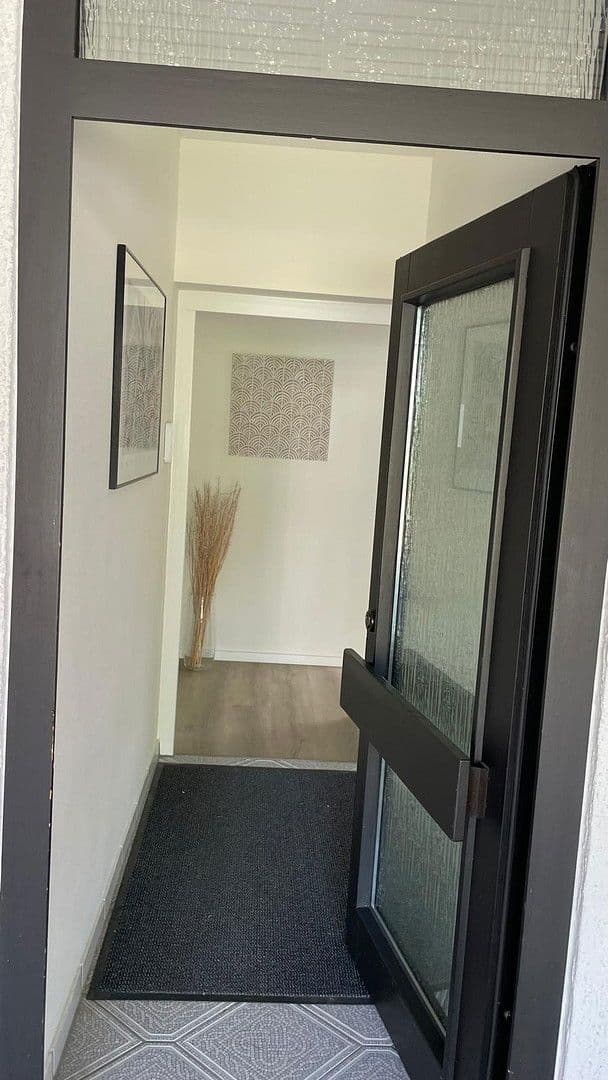 Pronájem bytu 3+1 78 m², Löwenburgstr.13, Hennef (Sieg), Severní Porýní-Vestfálsko Pronájem bytu 3+1 78 m², Löwenburgstr.13, Hennef (Sieg), Severní Porýní-Vestfálsko