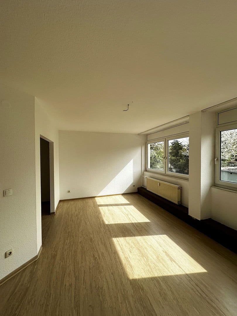 Pronájem bytu 2+1 70 m², Hellgasse 16, Alzey, Porýní-Falc Pronájem bytu 2+1 70 m², Hellgasse 16, Alzey, Porýní-Falc