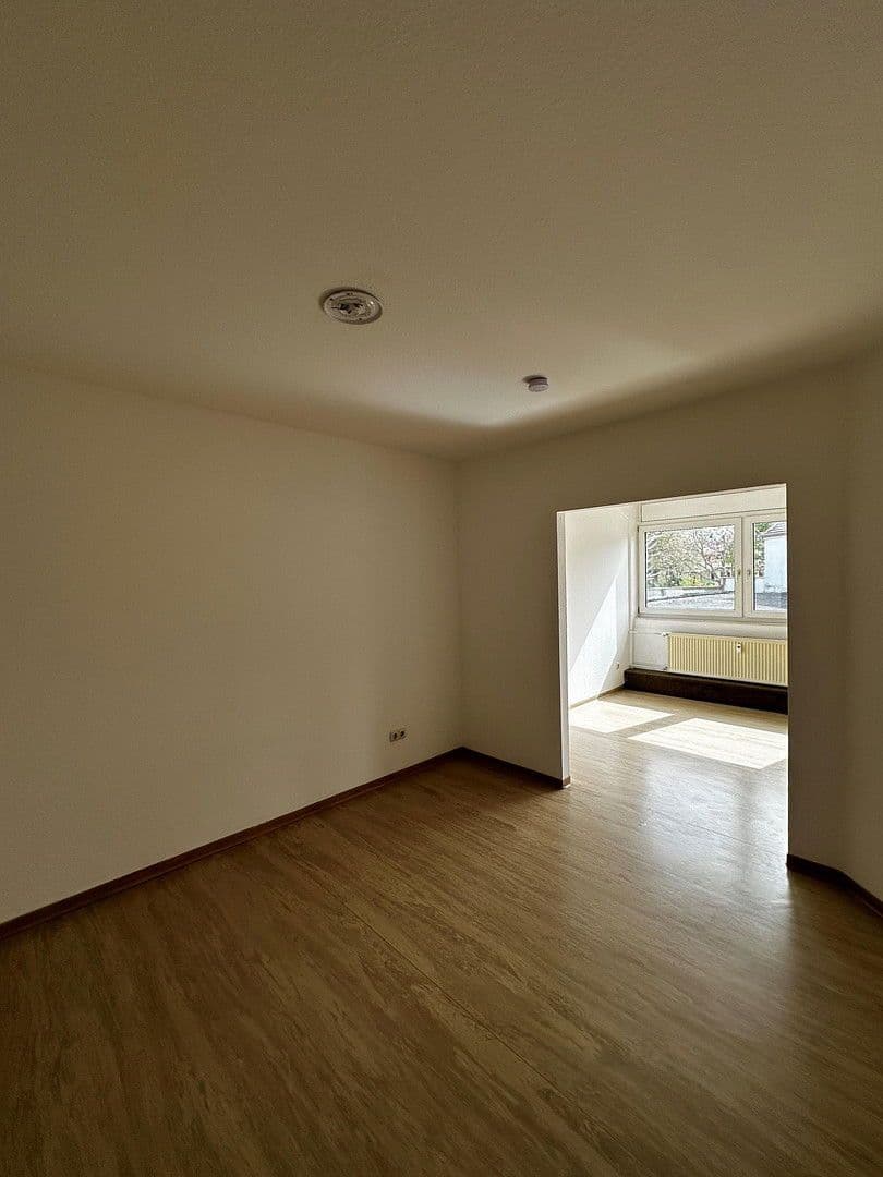 Pronájem bytu 2+1 70 m², Hellgasse 16, Alzey, Porýní-Falc Pronájem bytu 2+1 70 m², Hellgasse 16, Alzey, Porýní-Falc