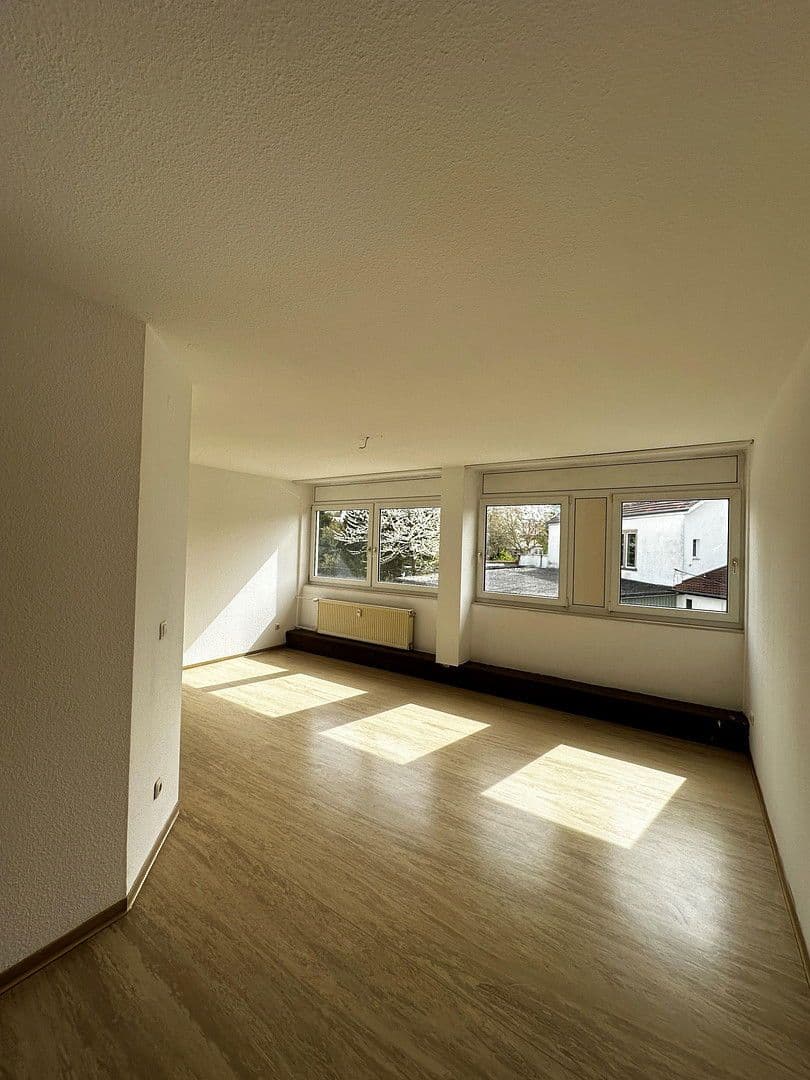 Pronájem bytu 2+1 70 m², Hellgasse 16, Alzey, Porýní-Falc Pronájem bytu 2+1 70 m², Hellgasse 16, Alzey, Porýní-Falc