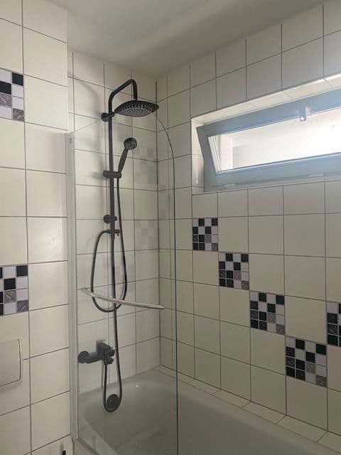 Pronájem bytu 2+kk 54 m², Pfarrer-Perabo-Platz 6, Frankfurt, Hessen Pronájem bytu 2+kk 54 m², Pfarrer-Perabo-Platz 6, Frankfurt, Hessen