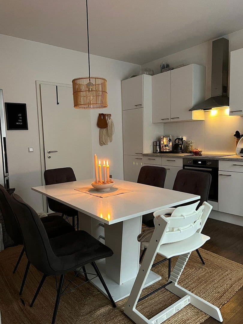 Pronájem bytu 2+kk 65 m², Ludwig-Pfau Str. 42, Heilbronn, Bádensko-Württembersko Pronájem bytu 2+kk 65 m², Ludwig-Pfau Str. 42, Heilbronn, Bádensko-Württembersko