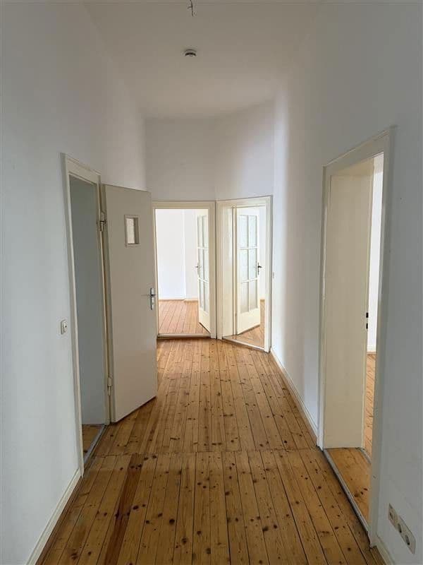 Pronájem bytu 4+1 109 m², Goebenstr. 11, Hannover, Dolní Sasko Pronájem bytu 4+1 109 m², Goebenstr. 11, Hannover, Dolní Sasko