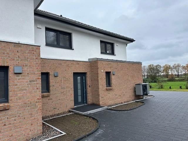 Prodej domu 133 m², pozemek 460 m², Wischhof 9 a, Düdenbüttel, Dolní Sasko Prodej domu 133 m², pozemek 460 m², Wischhof 9 a, Düdenbüttel, Dolní Sasko