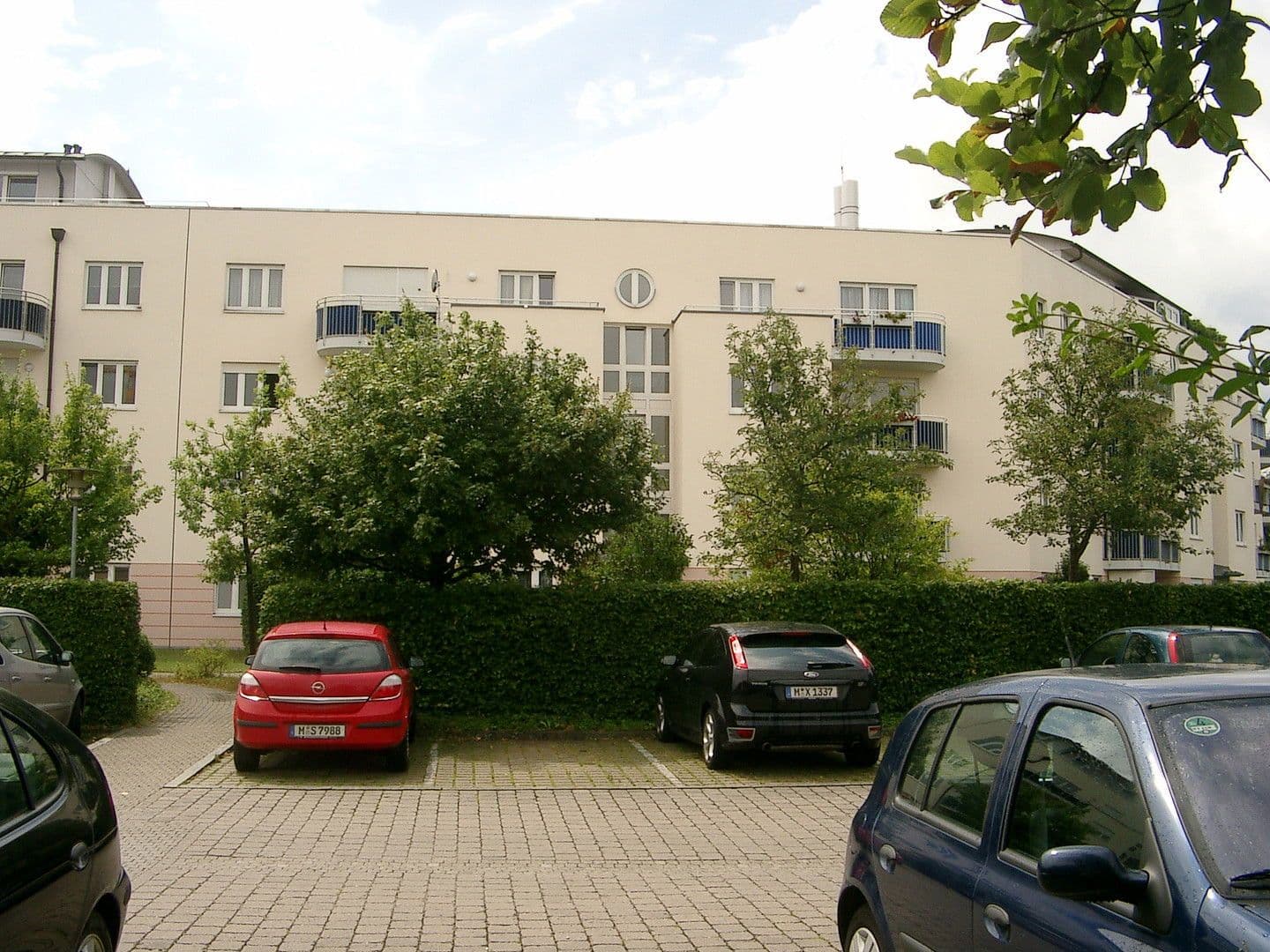 Pronájem bytu 2+1 48 m², Hildegardstrasse 16, Unterschleissheim, Bavorsko Pronájem bytu 2+1 48 m², Hildegardstrasse 16, Unterschleissheim, Bavorsko