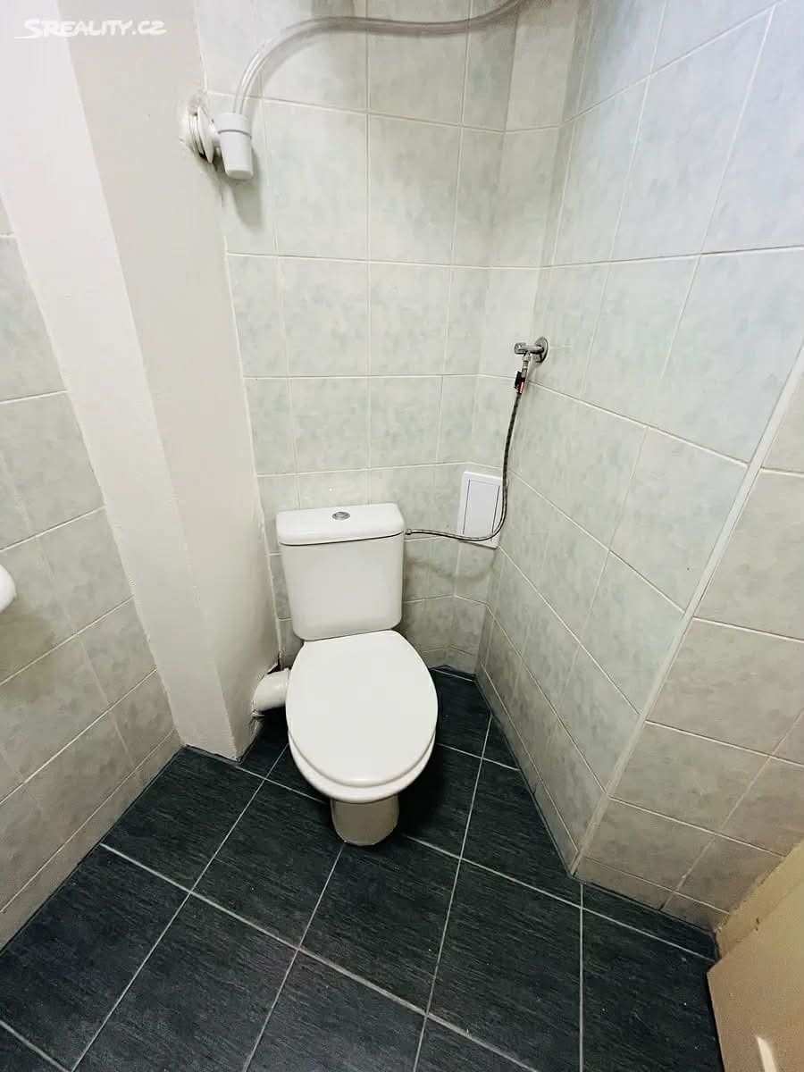 Pronájem bytu 2+kk 50 m², Pod Pekárnami, Praha, Praha Pronájem bytu 2+kk 50 m², Pod Pekárnami, Praha, Praha