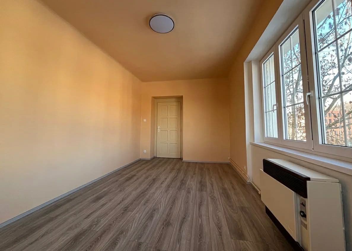 Pronájem bytu 2+kk 50 m², Pod Pekárnami, Praha, Praha Pronájem bytu 2+kk 50 m², Pod Pekárnami, Praha, Praha
