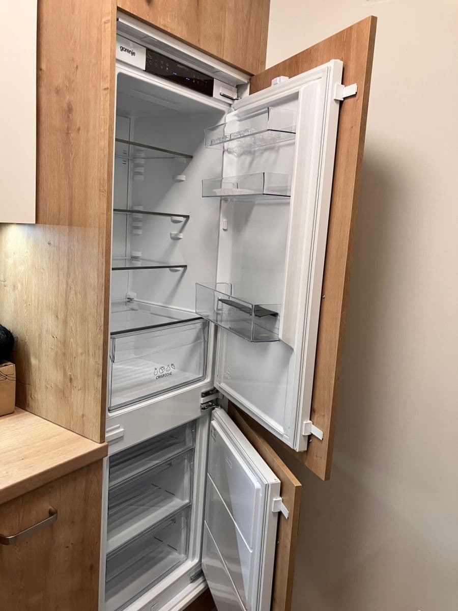 Pronájem bytu 2+1 50 m², Mánesovo námestie, Petržalka, Bratislavský kraj Pronájem bytu 2+1 50 m², Mánesovo námestie, Petržalka, Bratislavský kraj